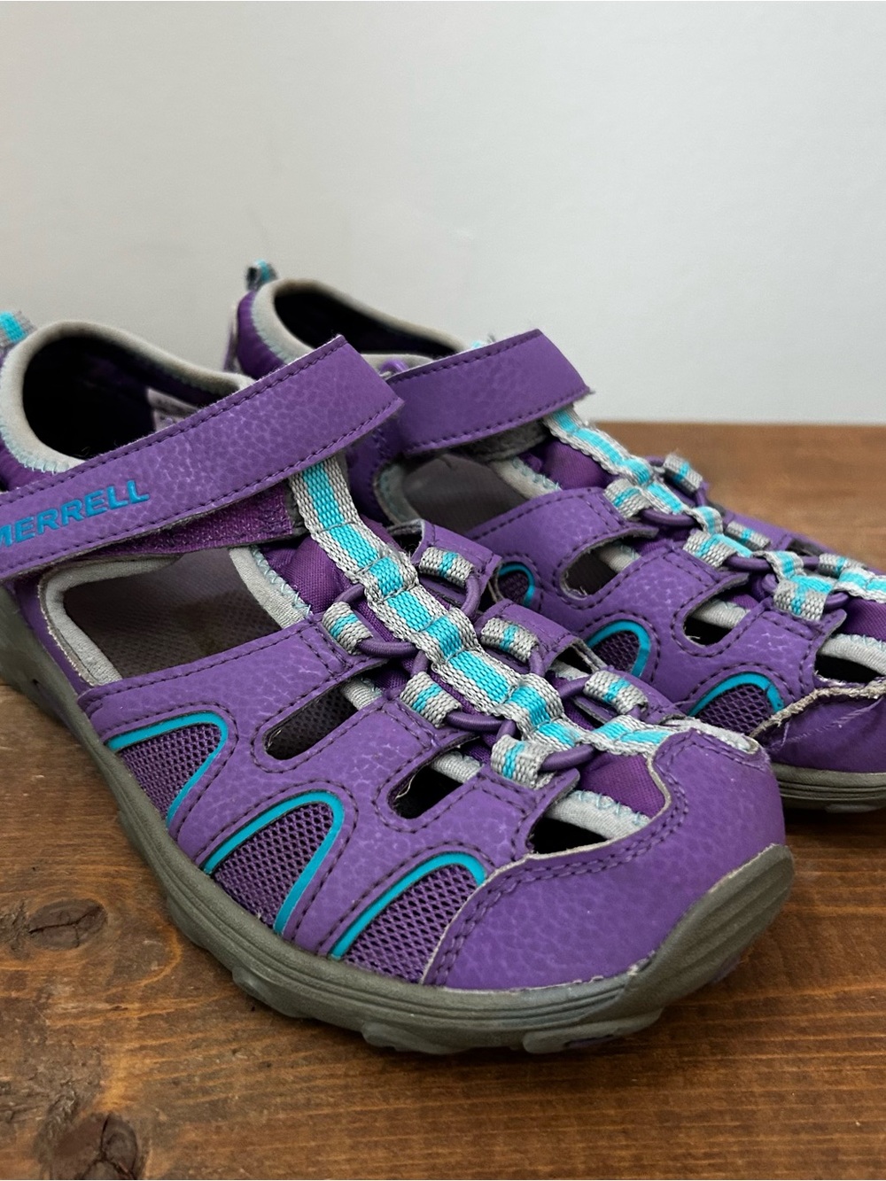 Merrell Kids Purple Blue Outdoor Sandals Size 4